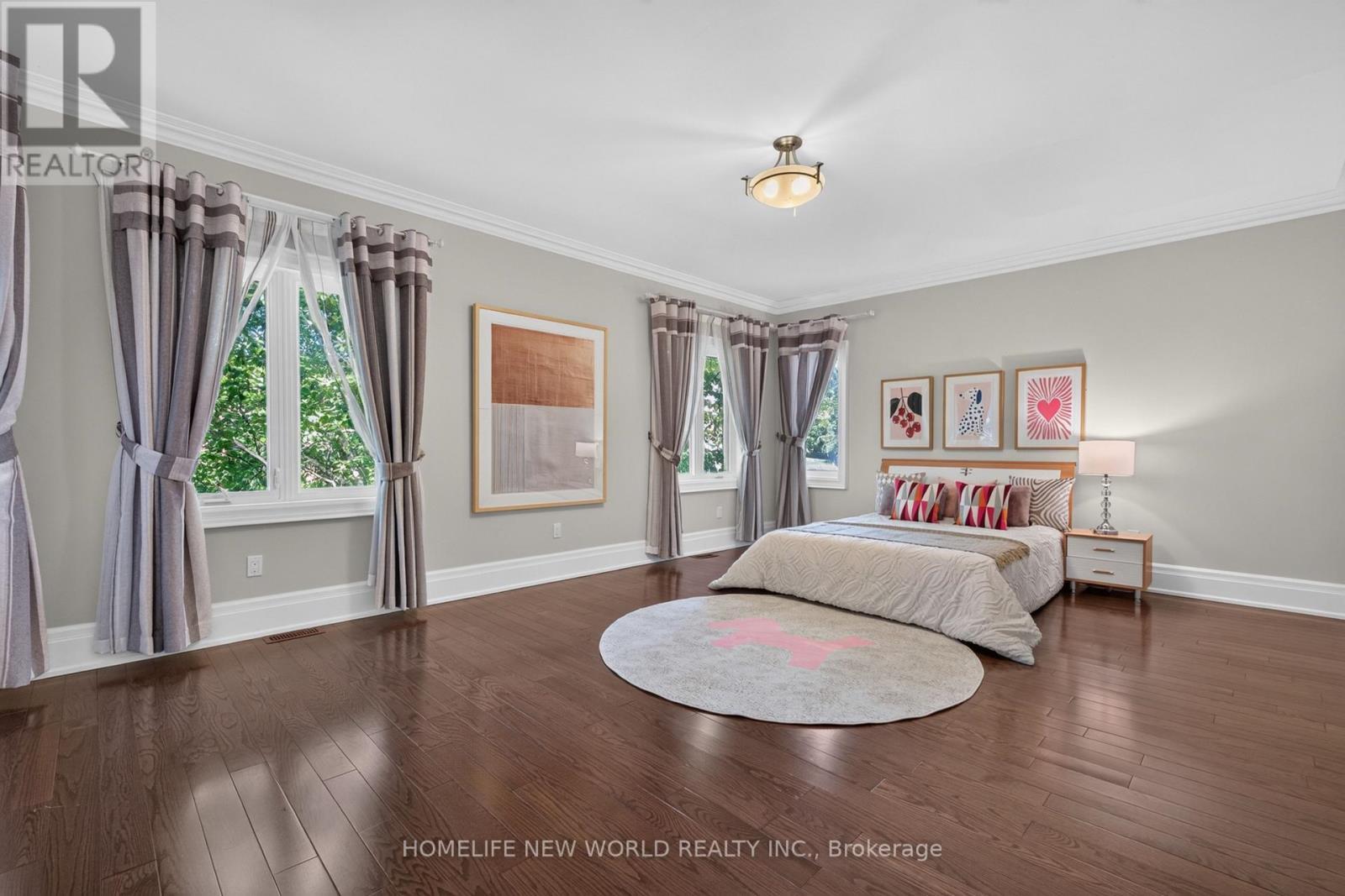 128 Garden Avenue, Richmond Hill, ON