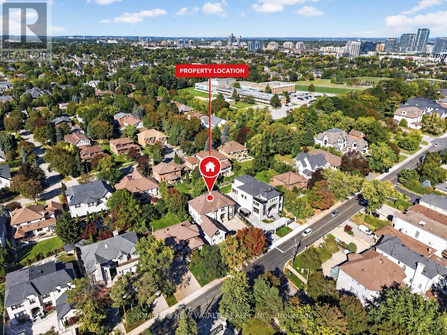 128 Garden Avenue, Richmond Hill, ON