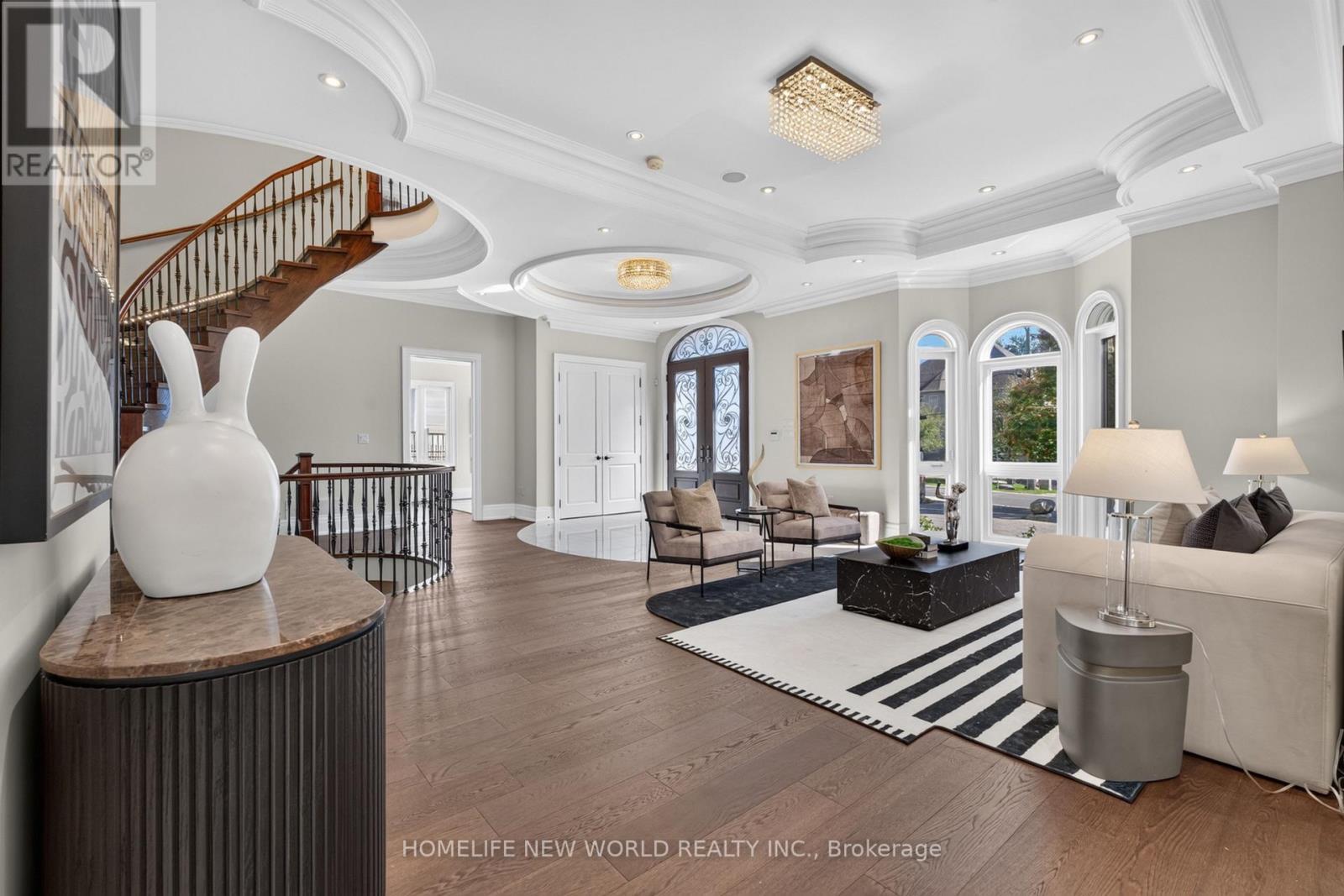 128 Garden Avenue, Richmond Hill, ON
