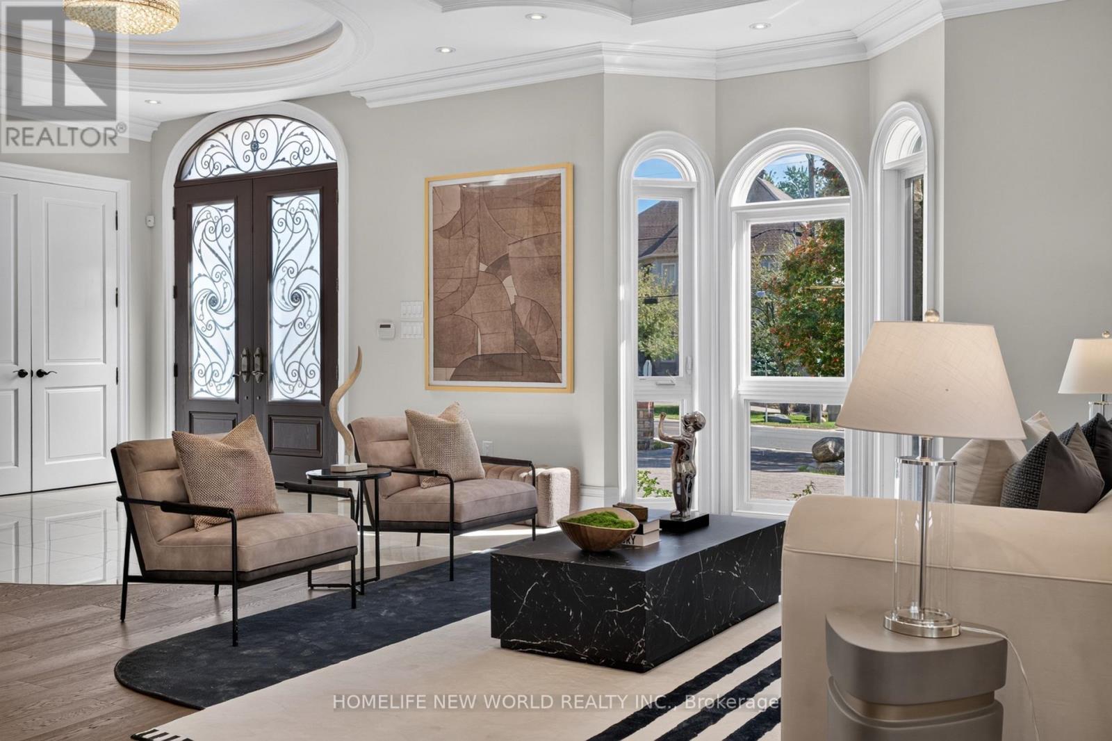 128 Garden Avenue, Richmond Hill, ON