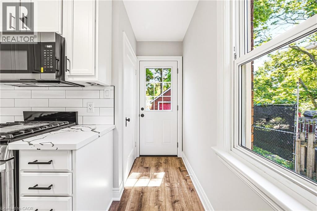 203 West 2Nd Street, Hamilton, ON