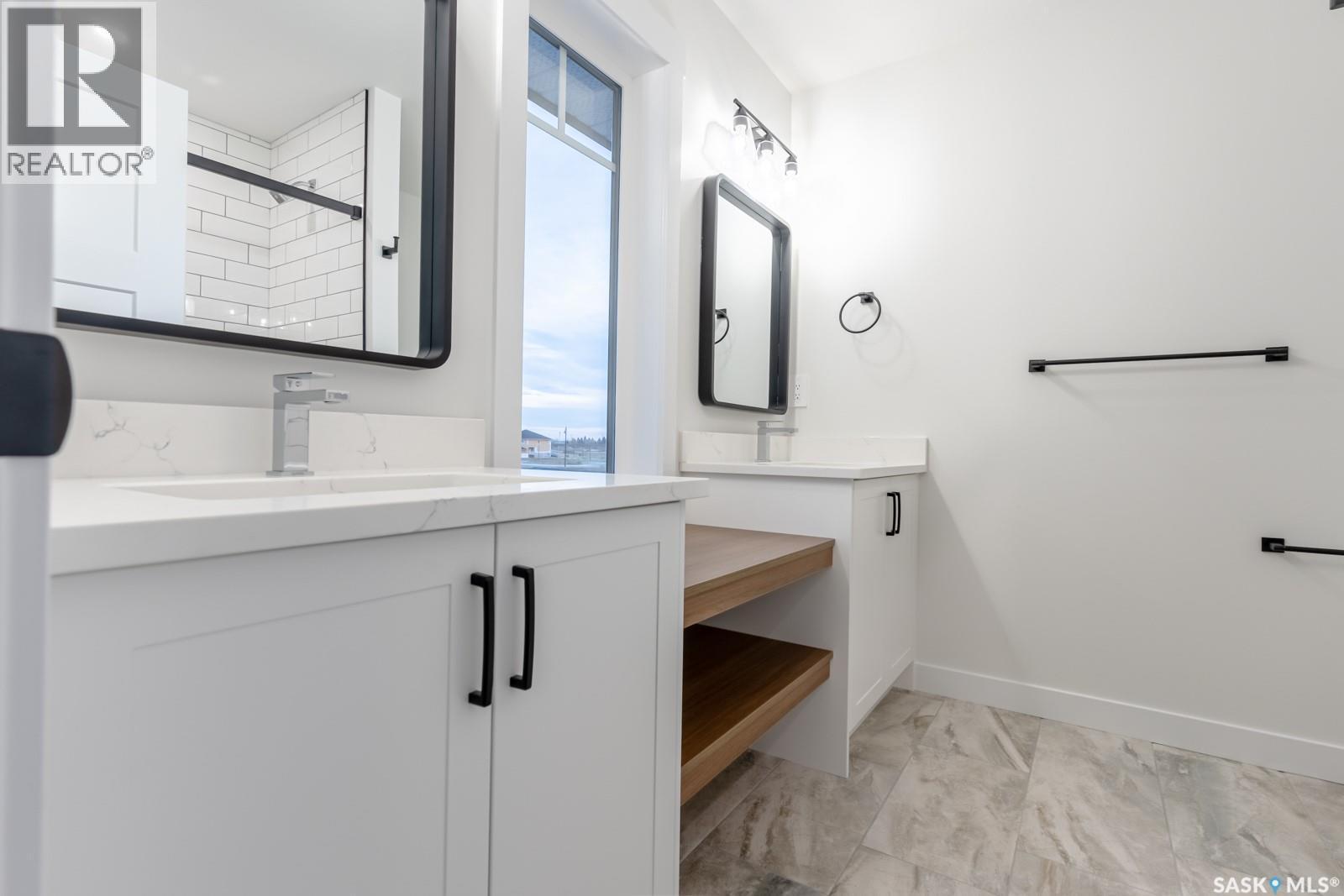 275 Doran Way, Saskatoon, SK