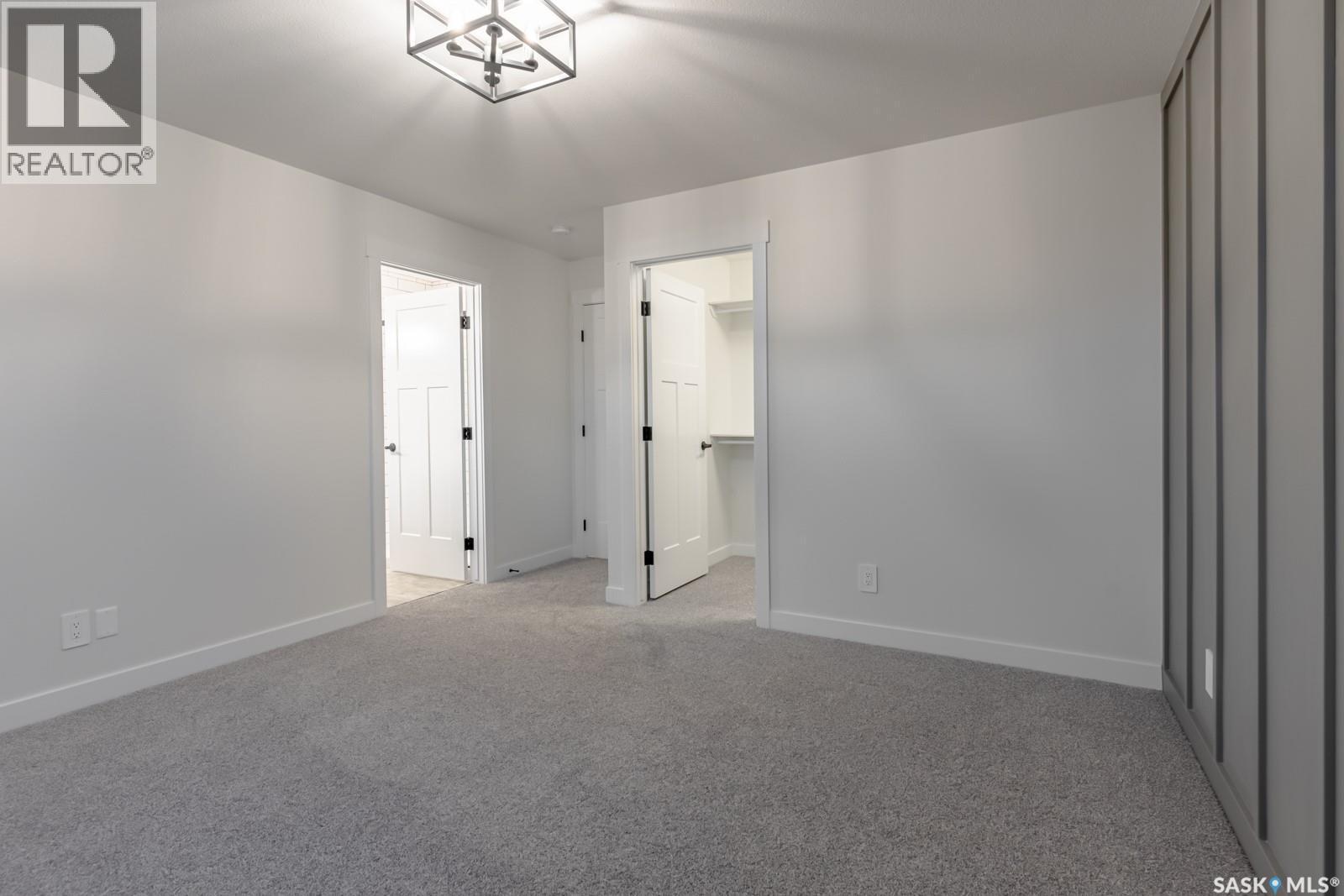 275 Doran Way, Saskatoon, SK