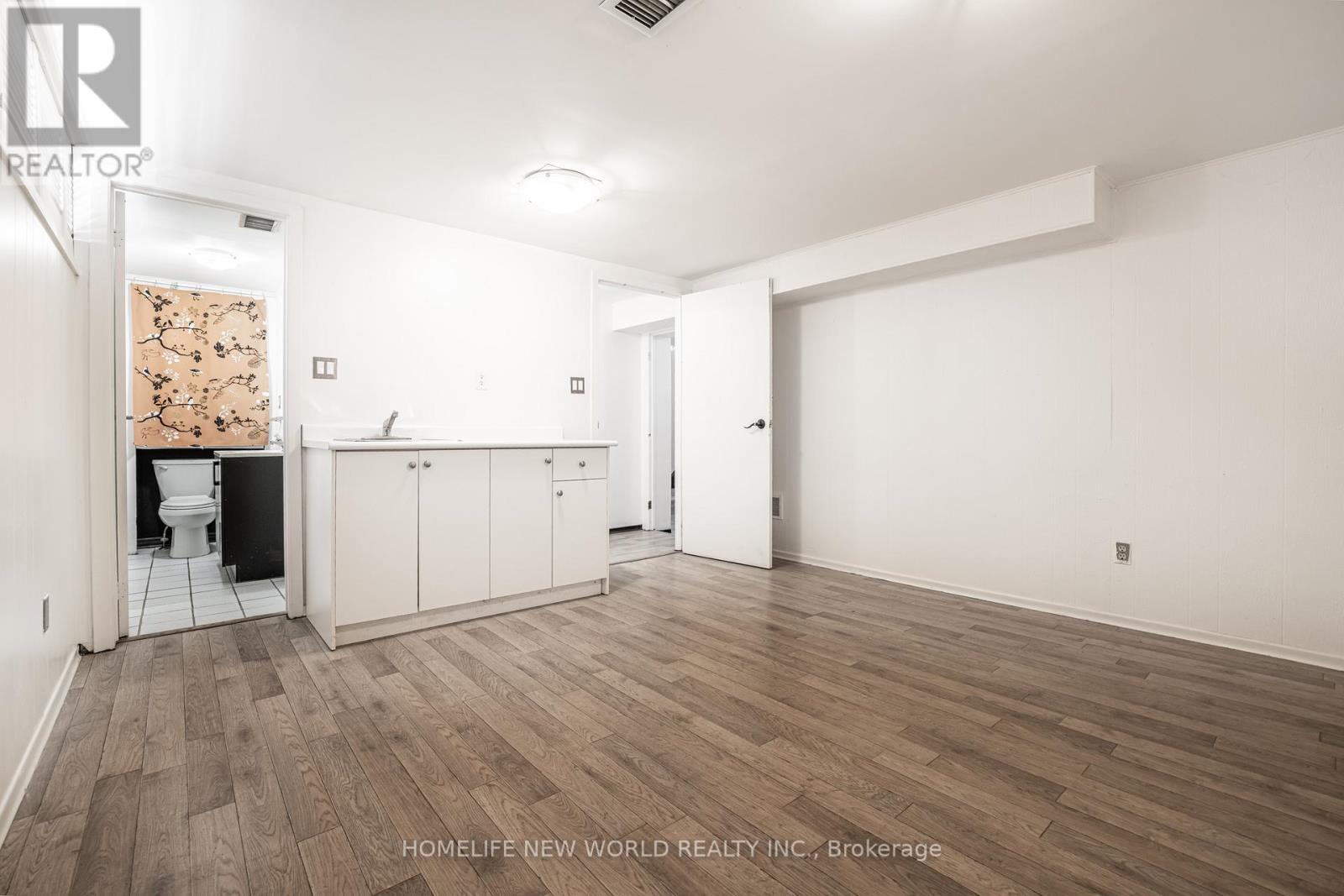 192 Combe Avenue, Toronto, ON