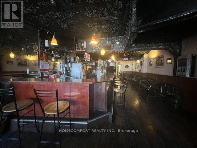 2662 Danforth Avenue, Toronto, ON