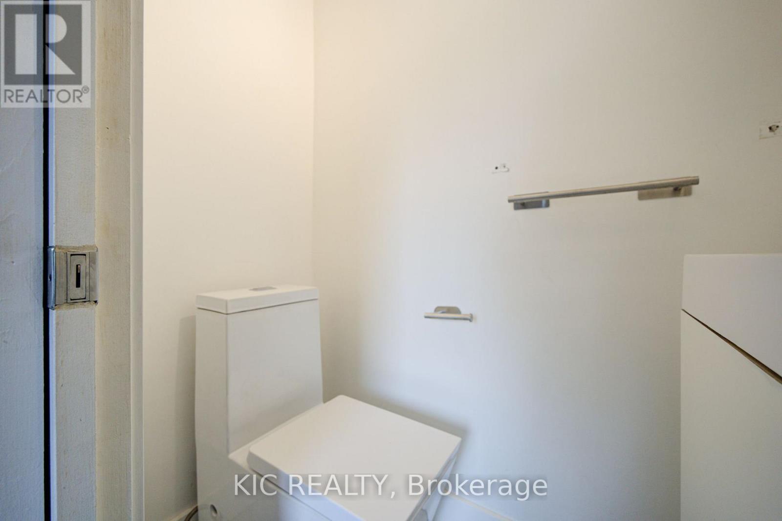 35 Montcalm Avenue Nw, Toronto, ON