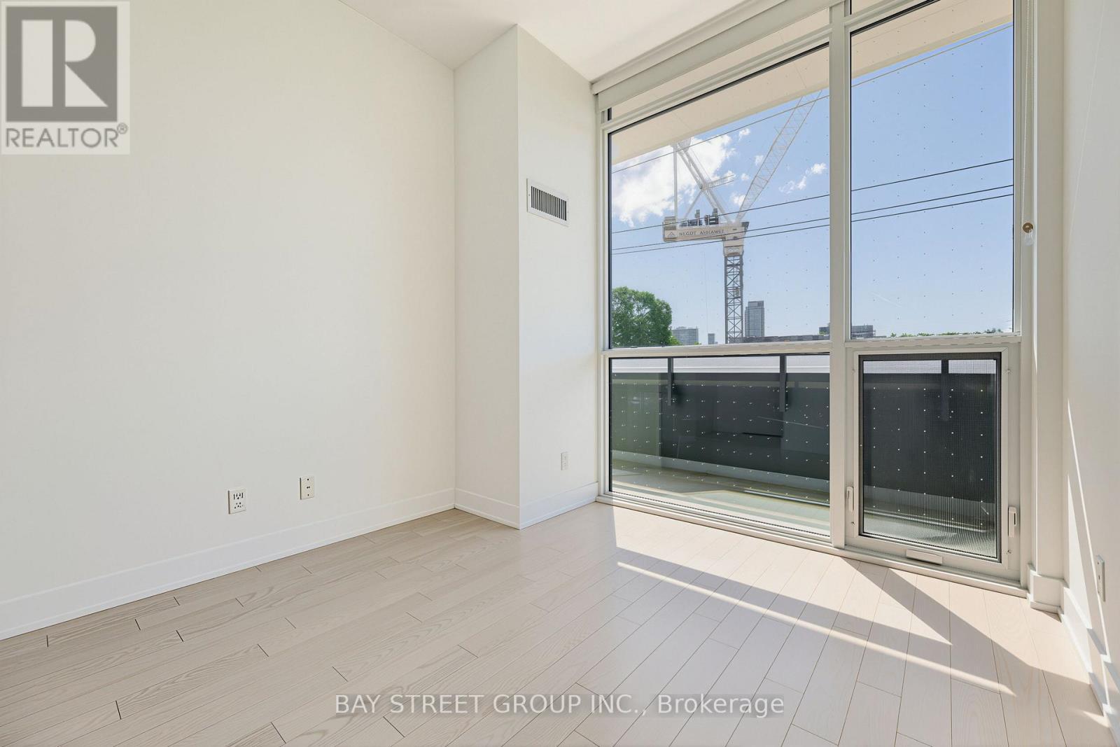 203 - 181 Bedford Road, Toronto, ON