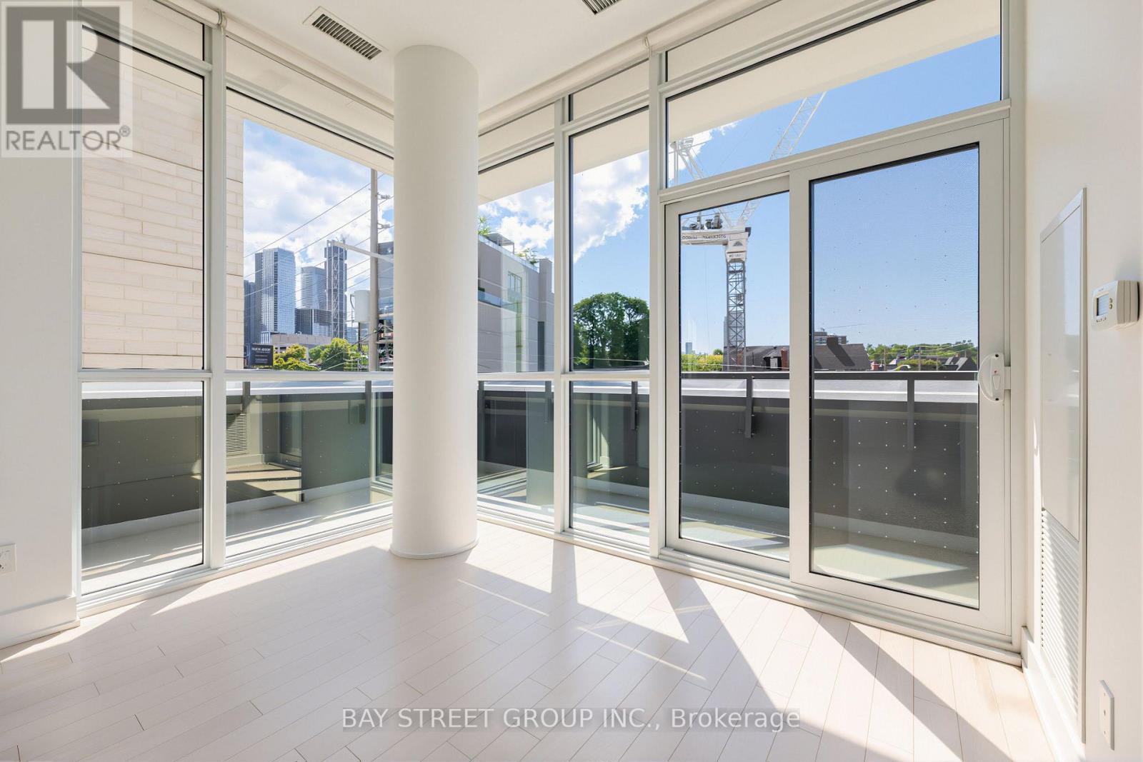 203 - 181 Bedford Road, Toronto, ON