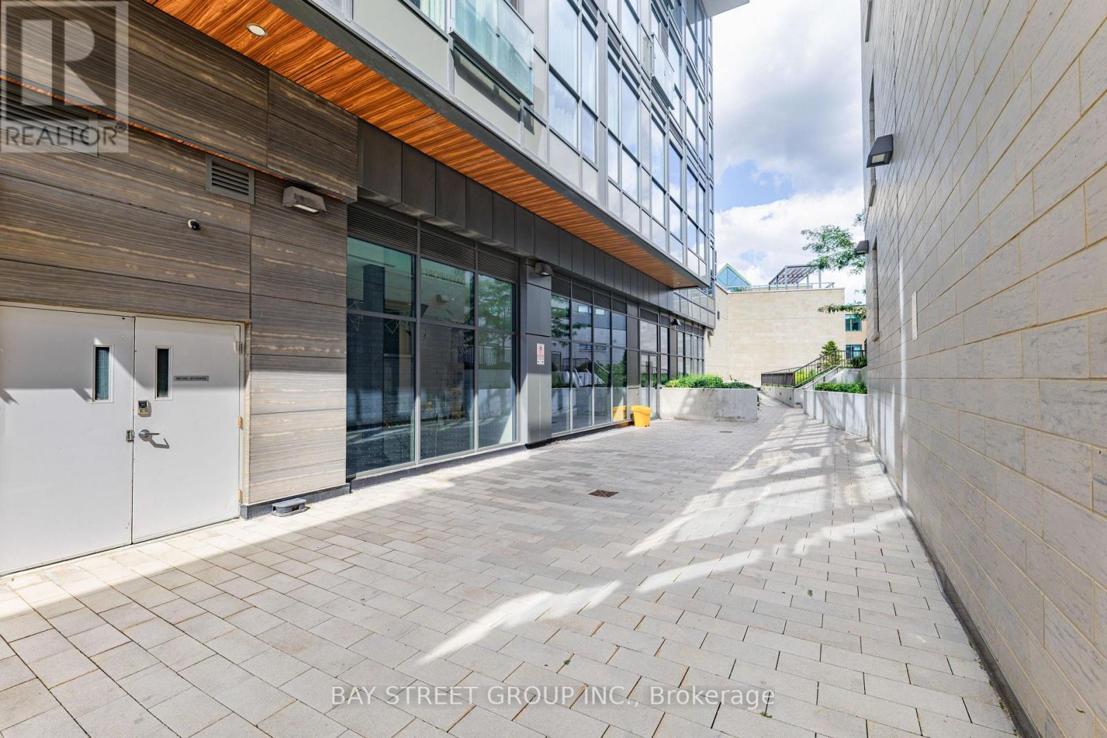 203 - 181 Bedford Road, Toronto, ON