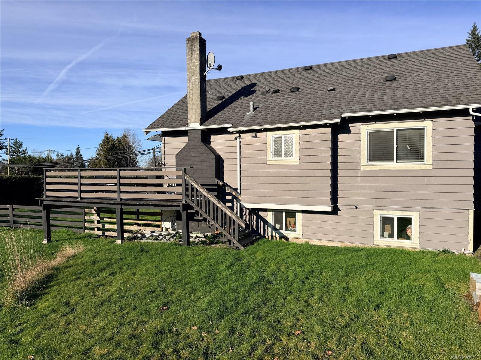 7261 Lantzville Rd, Lantzville, BC