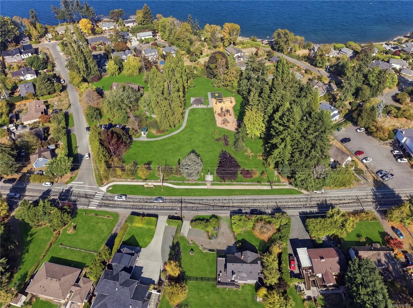 7261 Lantzville Rd, Lantzville, BC