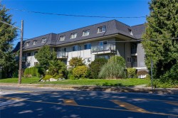 #43-840 Craigflower Rd Esquimalt, BC V9A 2X1