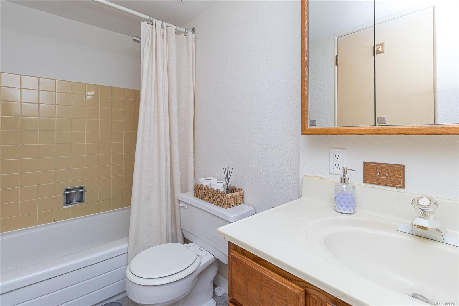 #43-840 Craigflower Rd, Esquimalt, BC