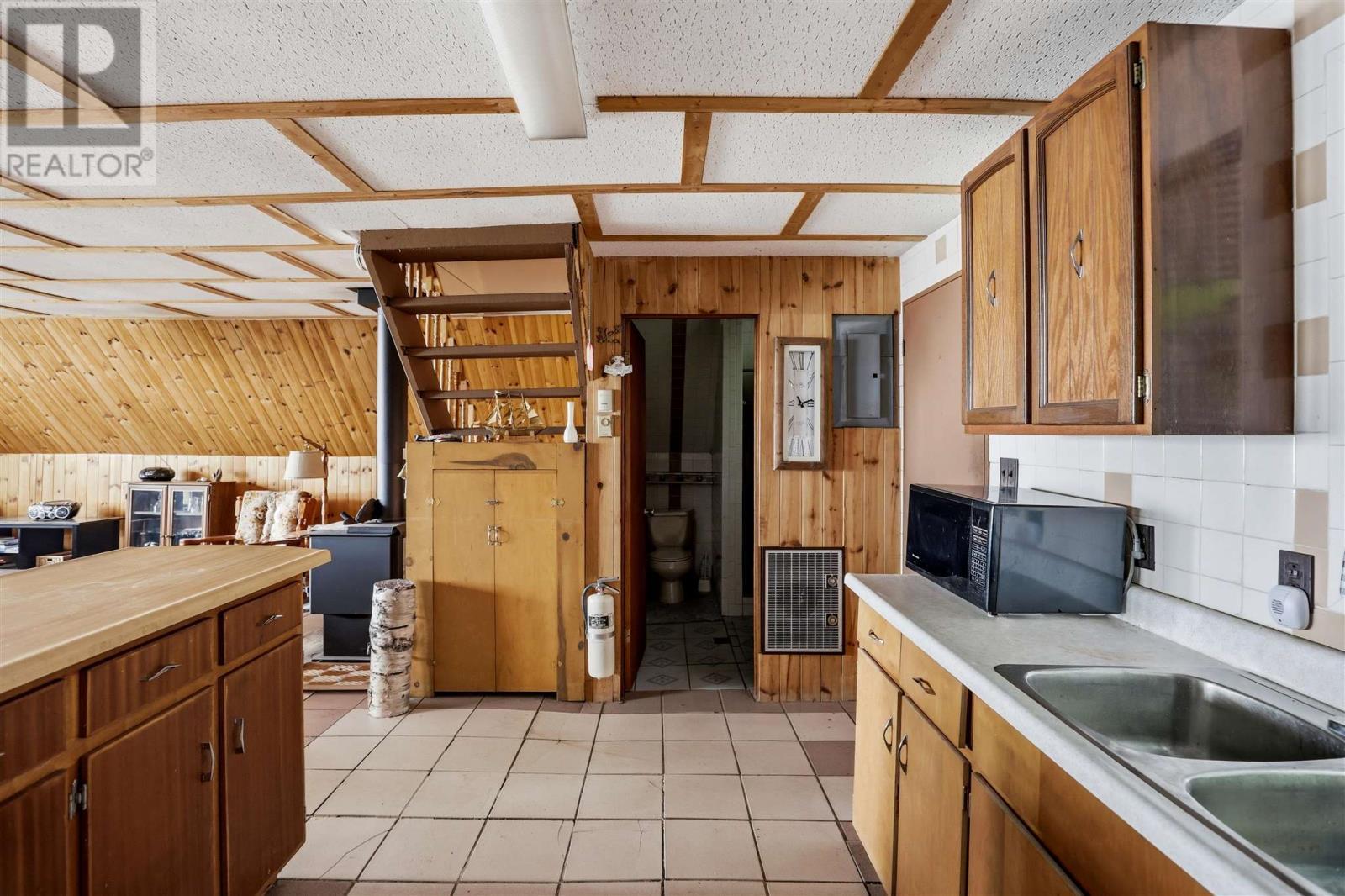 156 Kelly Creek Rd, Goulais River, ON