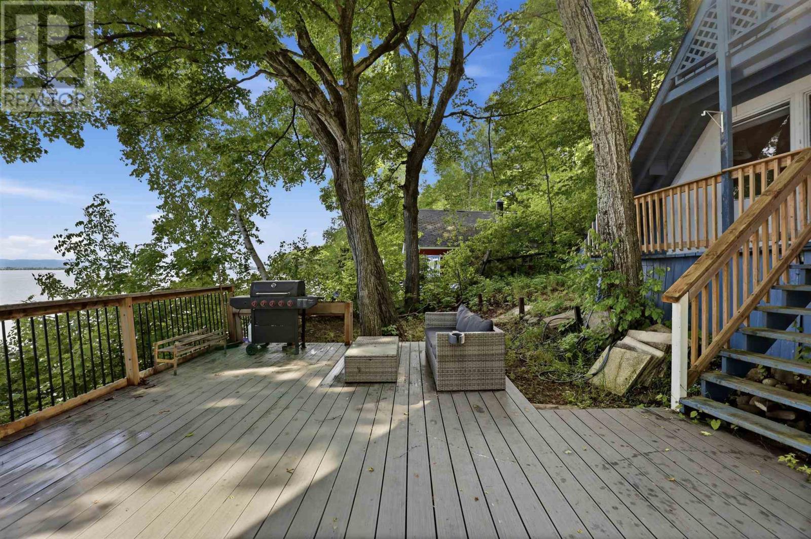 156 Kelly Creek Rd, Goulais River, ON