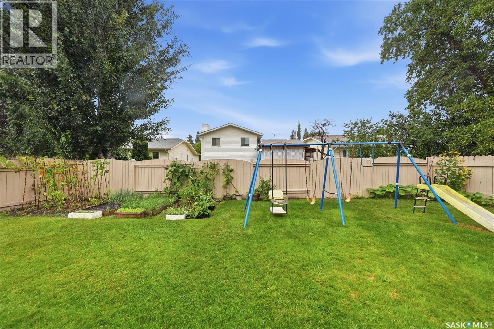 427 Bronson Crescent, Saskatoon, SK