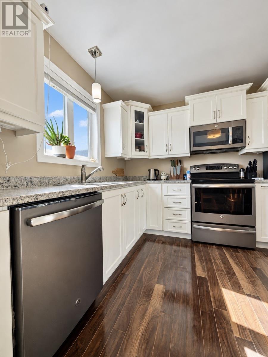 28 Bare Mountain Road, Clarenville, NL