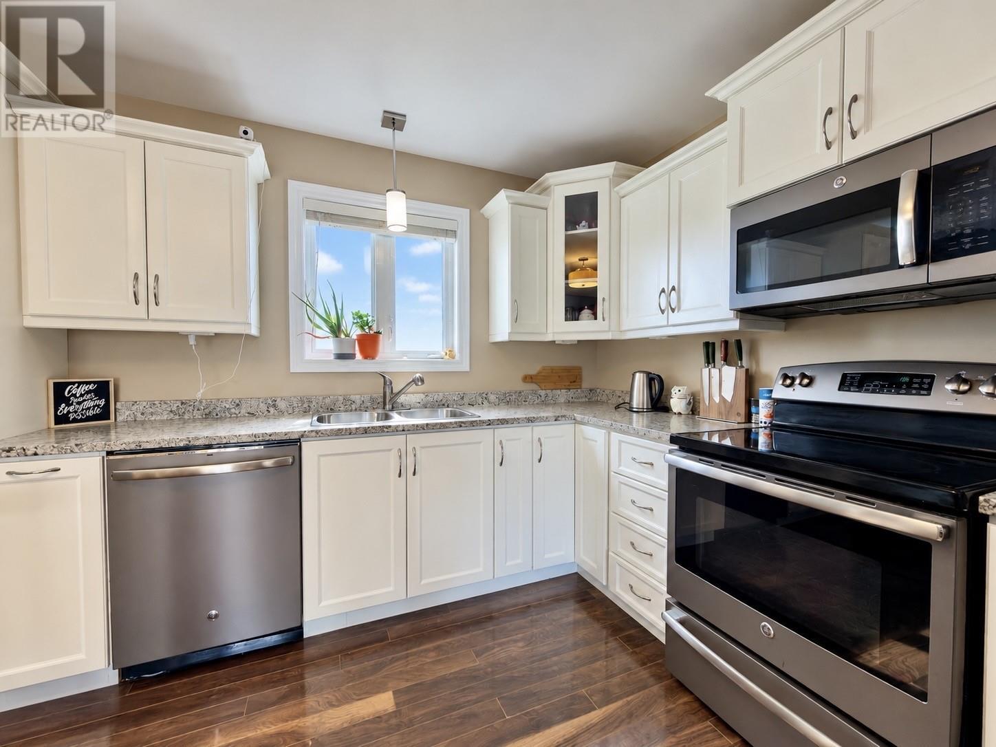 28 Bare Mountain Road, Clarenville, NL