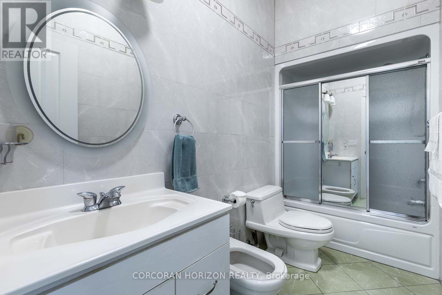 16 Rosegarden Drive, Brampton, ON