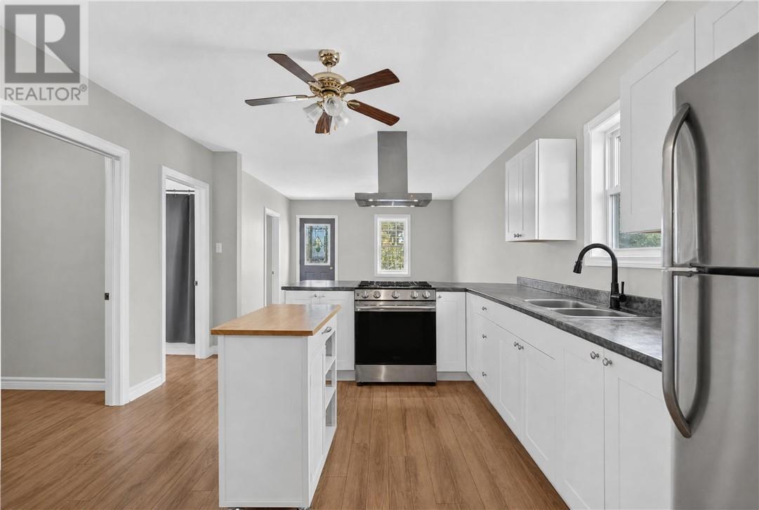 48 Gutcher Avenue, Sudbury, ON