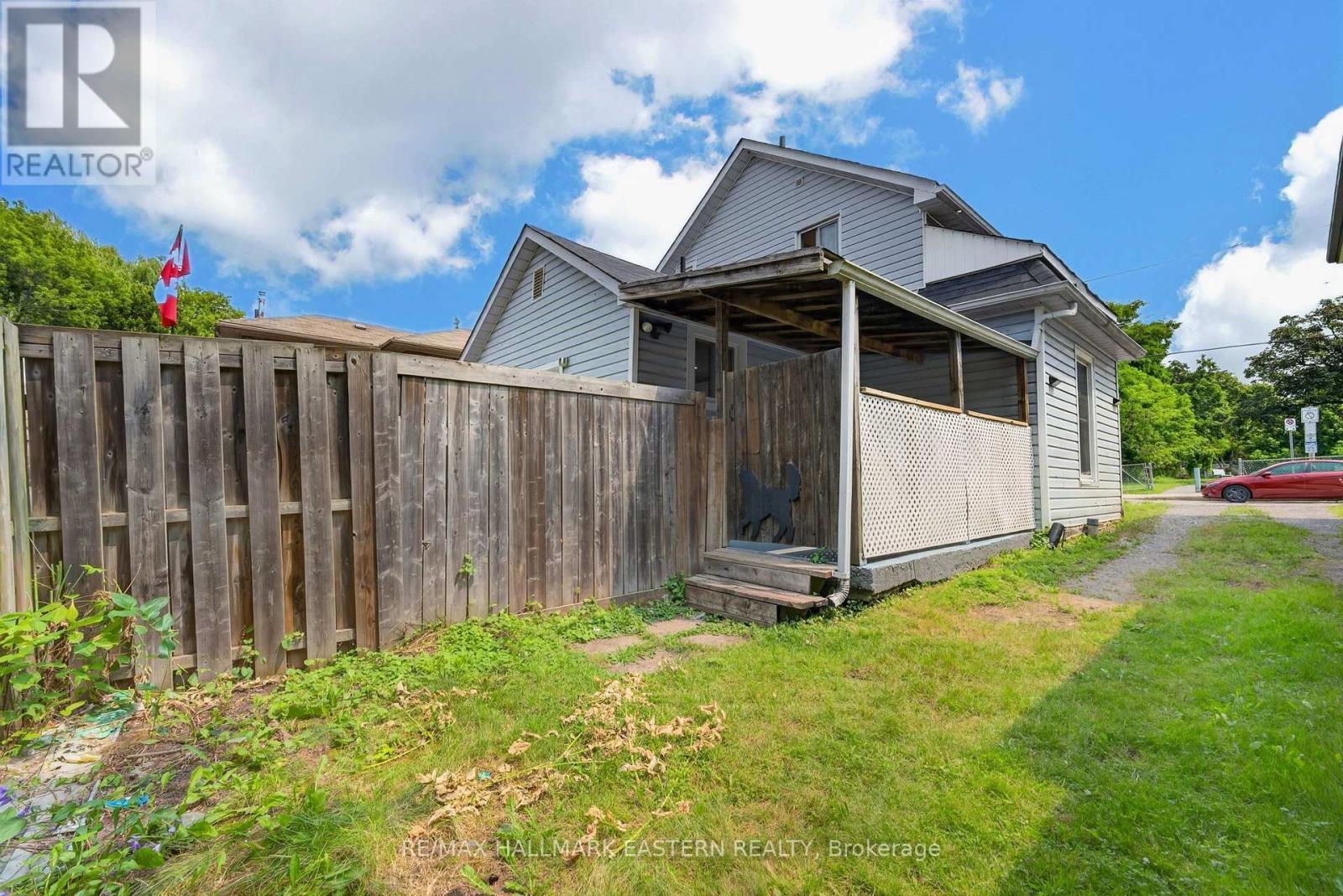 625 Union Street, Peterborough (Town Ward 3), ON