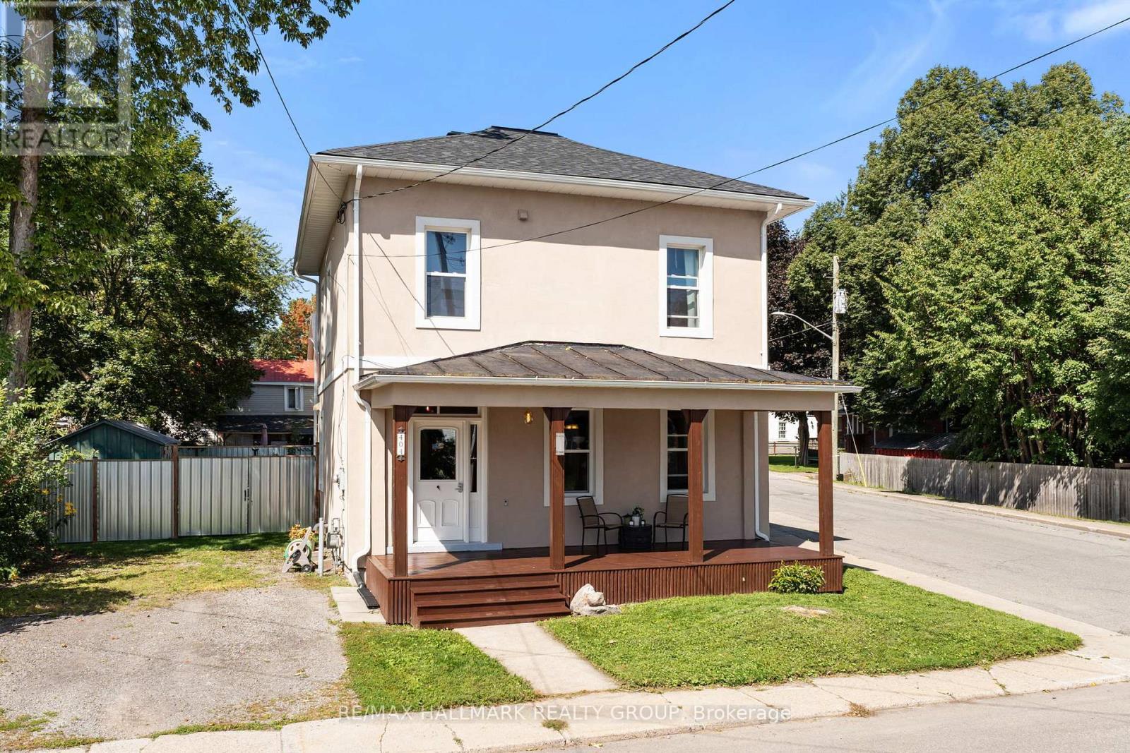 404 Henry Street W, Prescott, ON