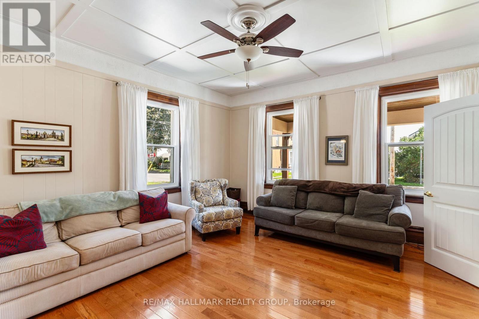 404 Henry Street W, Prescott, ON