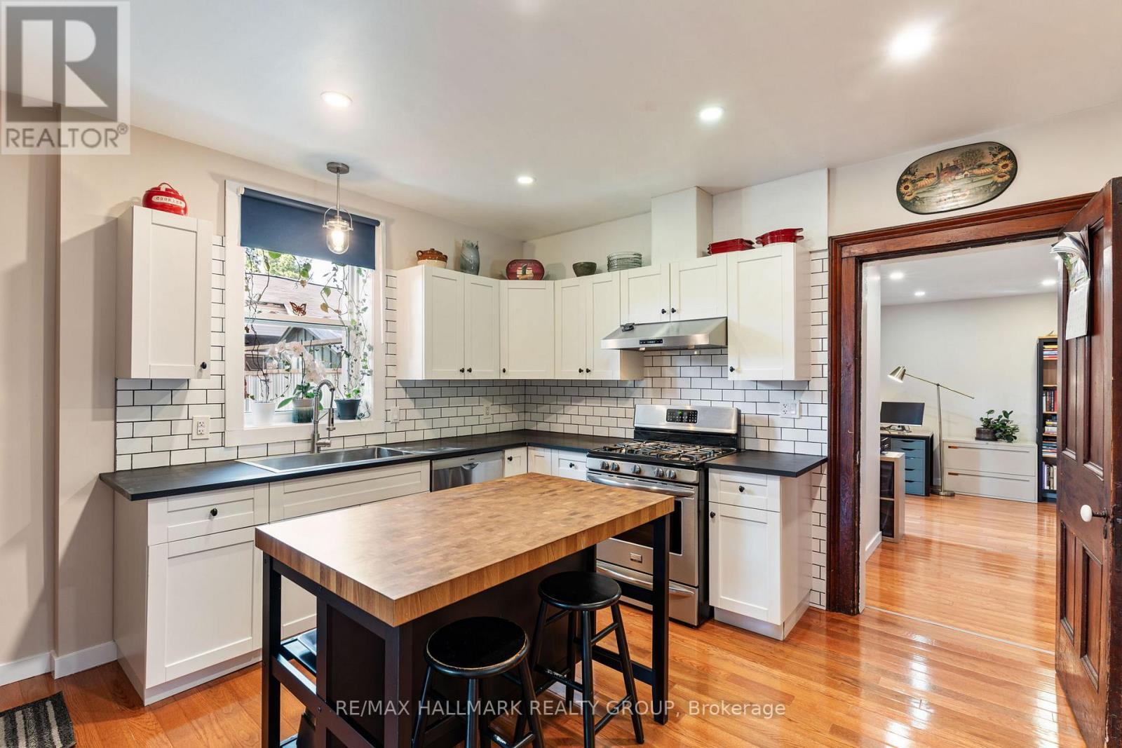 404 Henry Street W, Prescott, ON