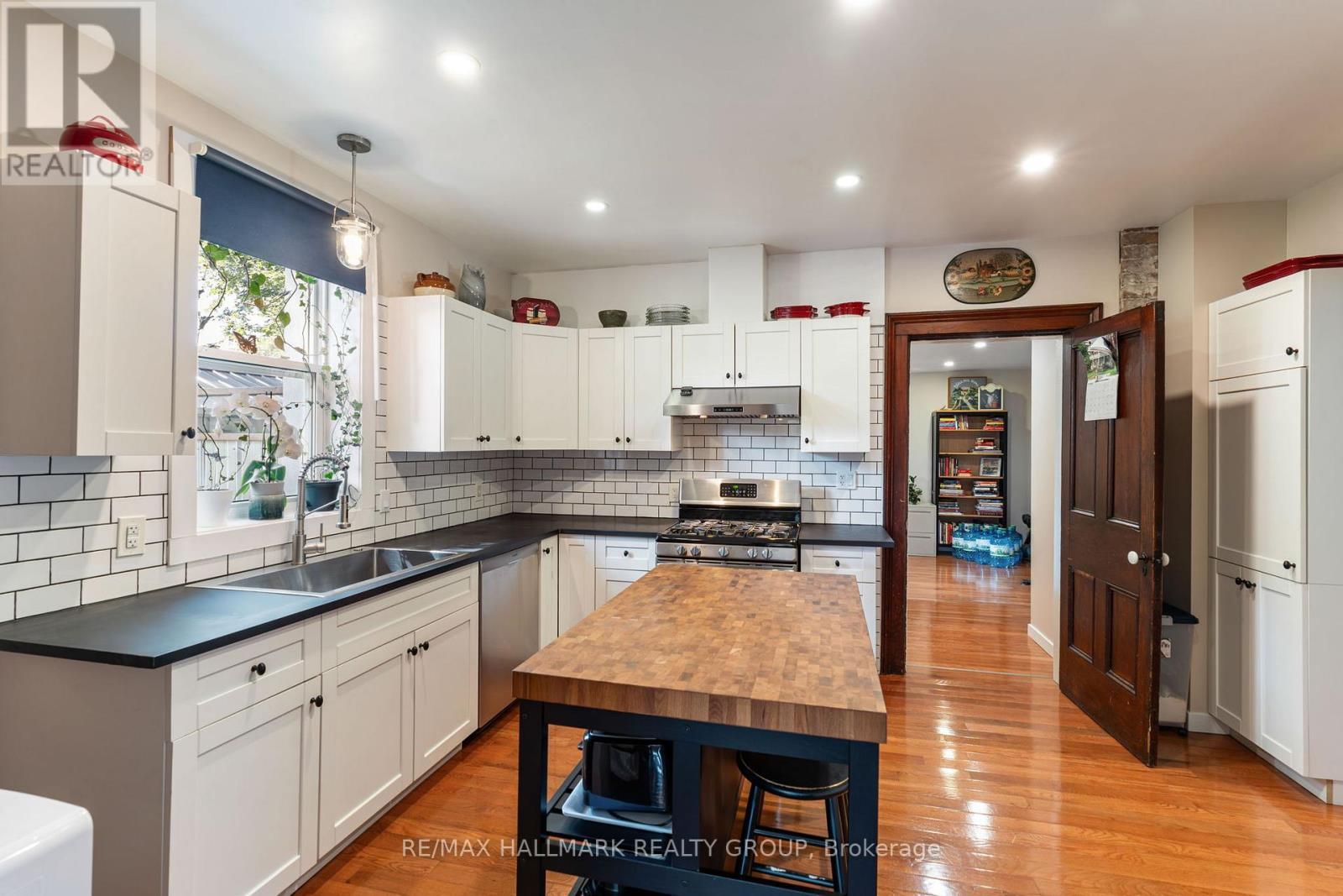 404 Henry Street W, Prescott, ON