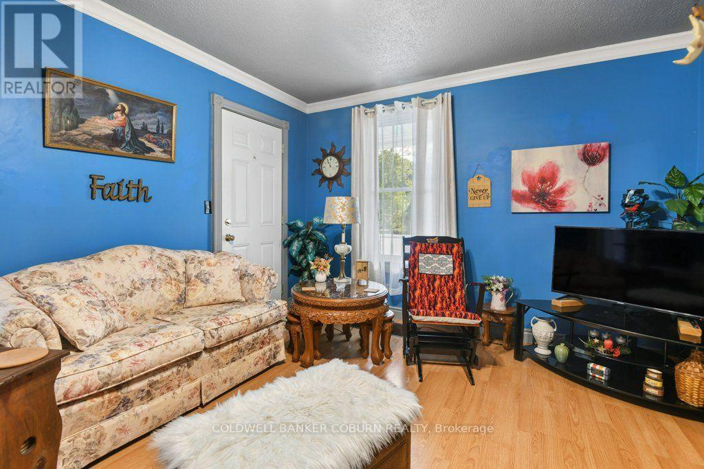 17 Brouse Drive, South Dundas, ON