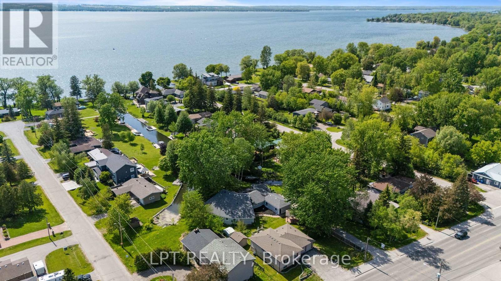 204 The Queensway S, Georgina, ON