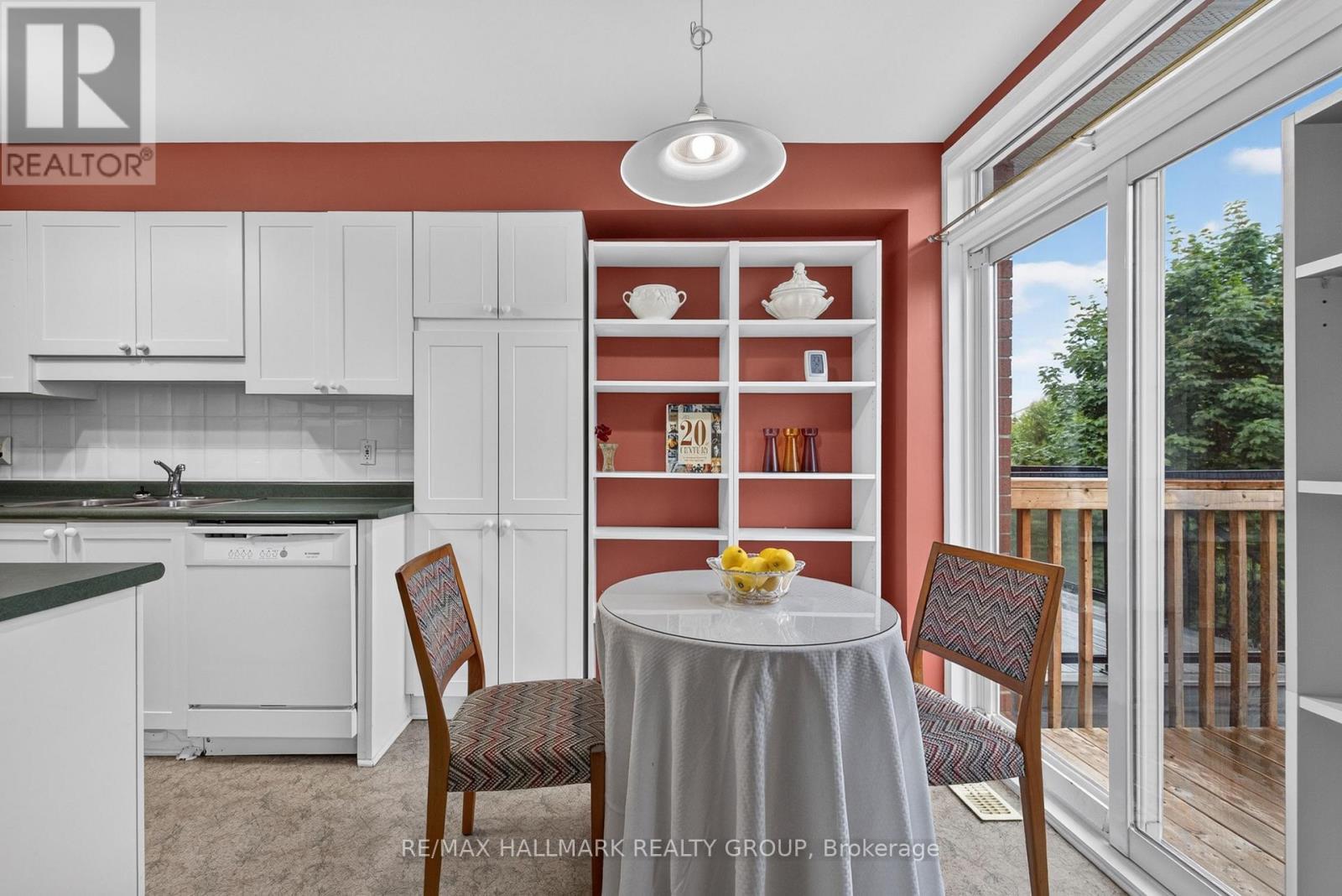 103 Tall Oak Private, Ottawa, ON