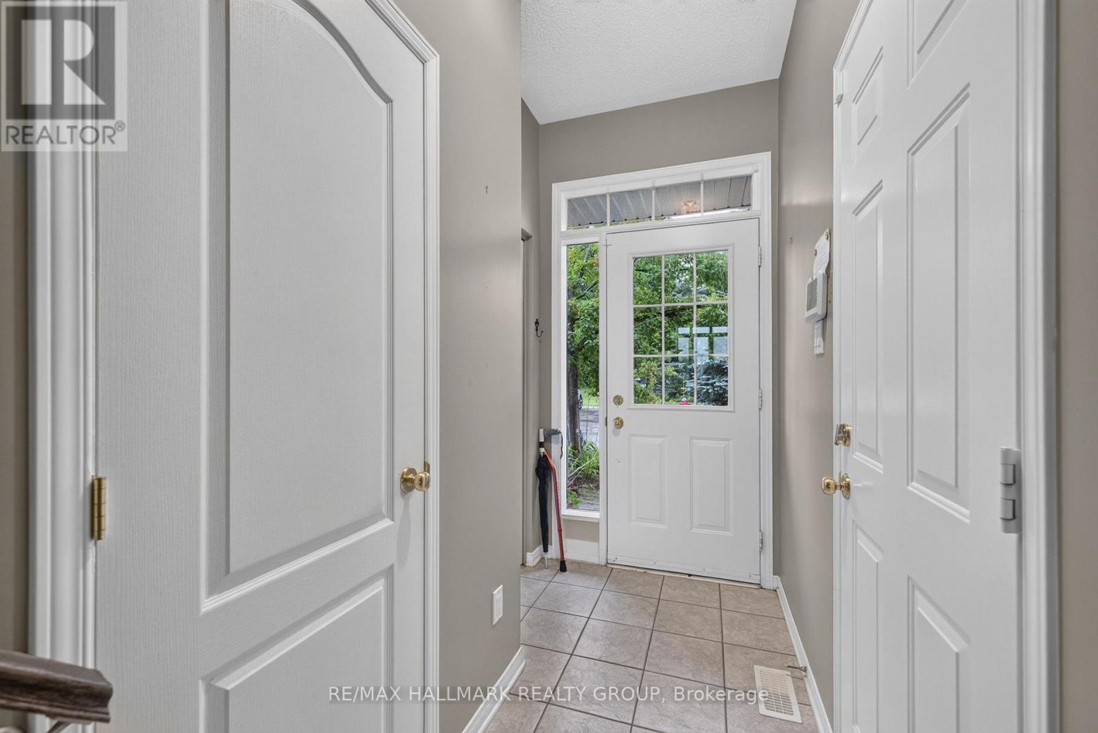 103 Tall Oak Private, Ottawa, ON