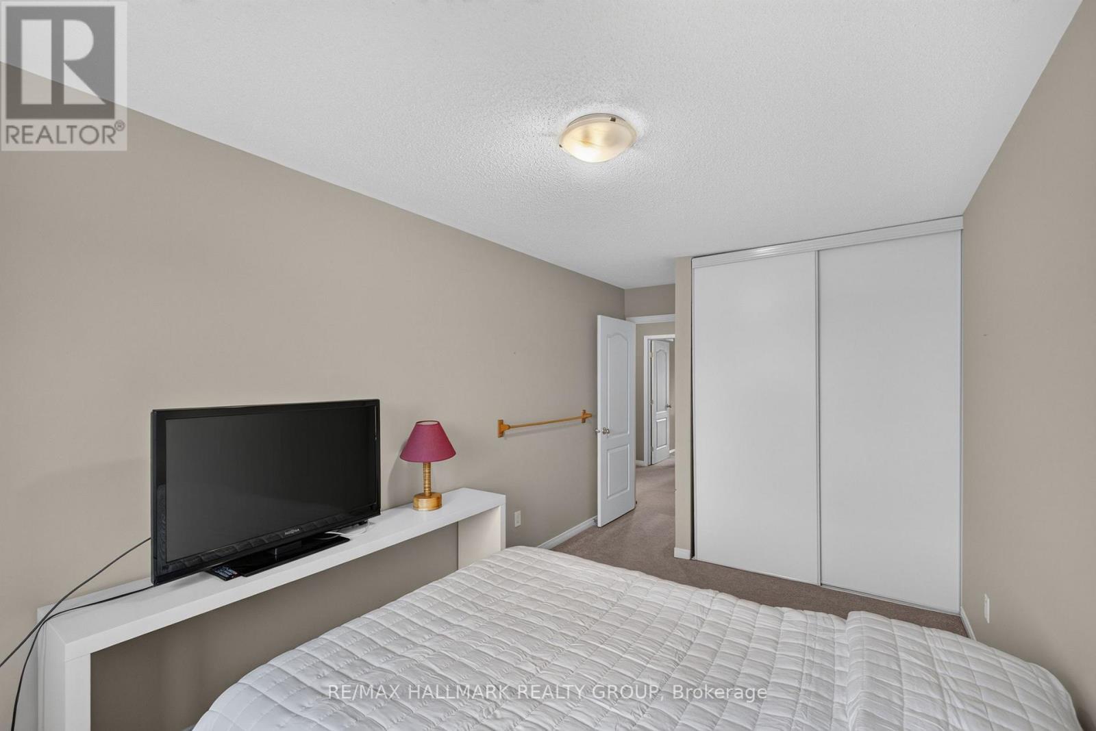 103 Tall Oak Private, Ottawa, ON