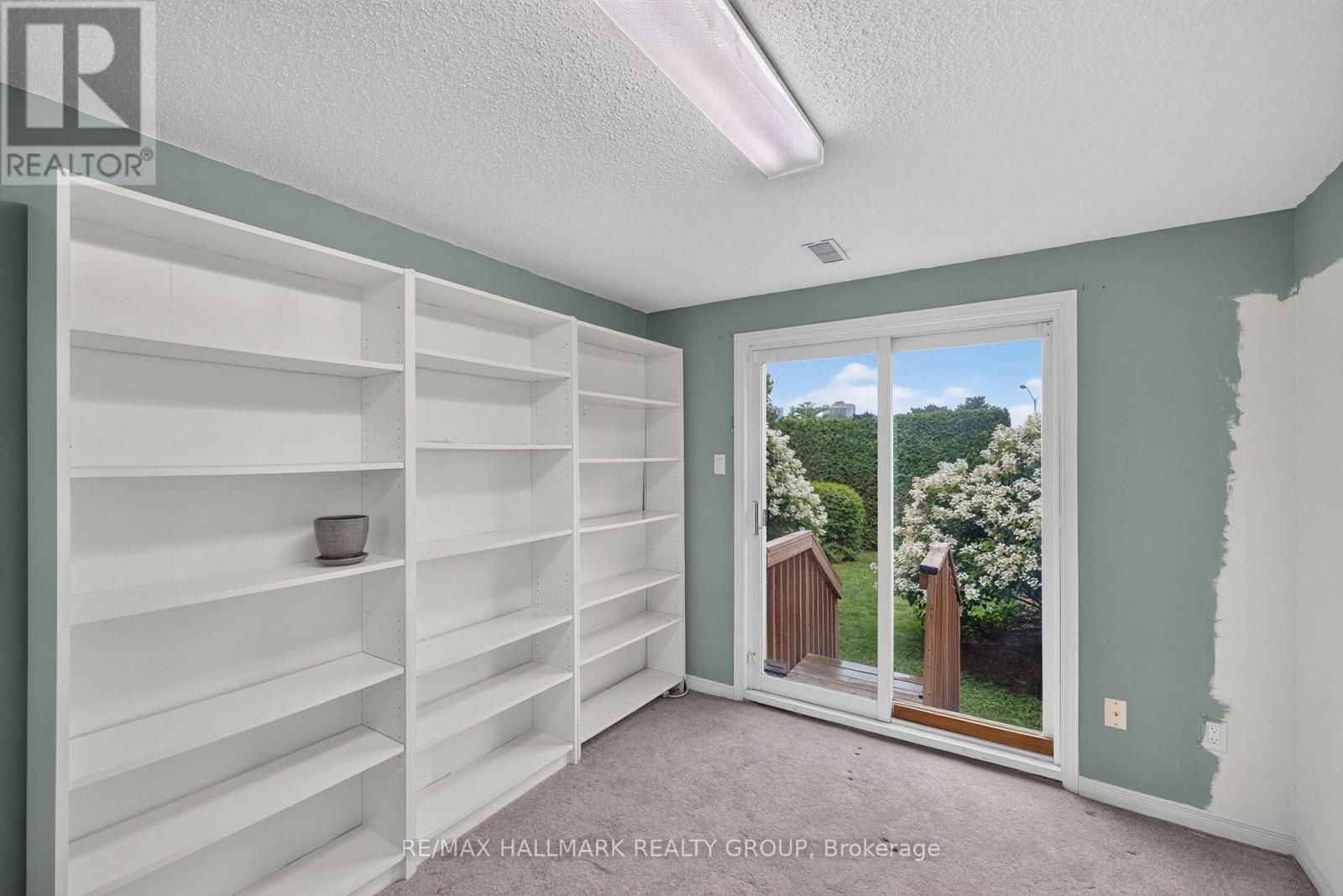 103 Tall Oak Private, Ottawa, ON