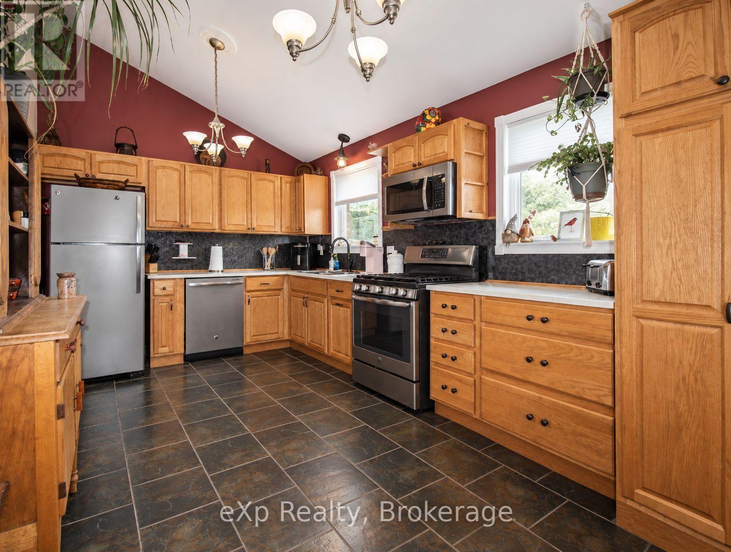 111690 Grey Road 14, Southgate, ON