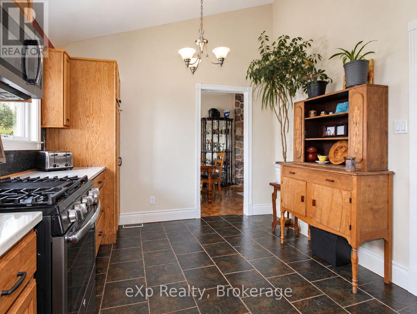 111690 Grey Road 14, Southgate, ON
