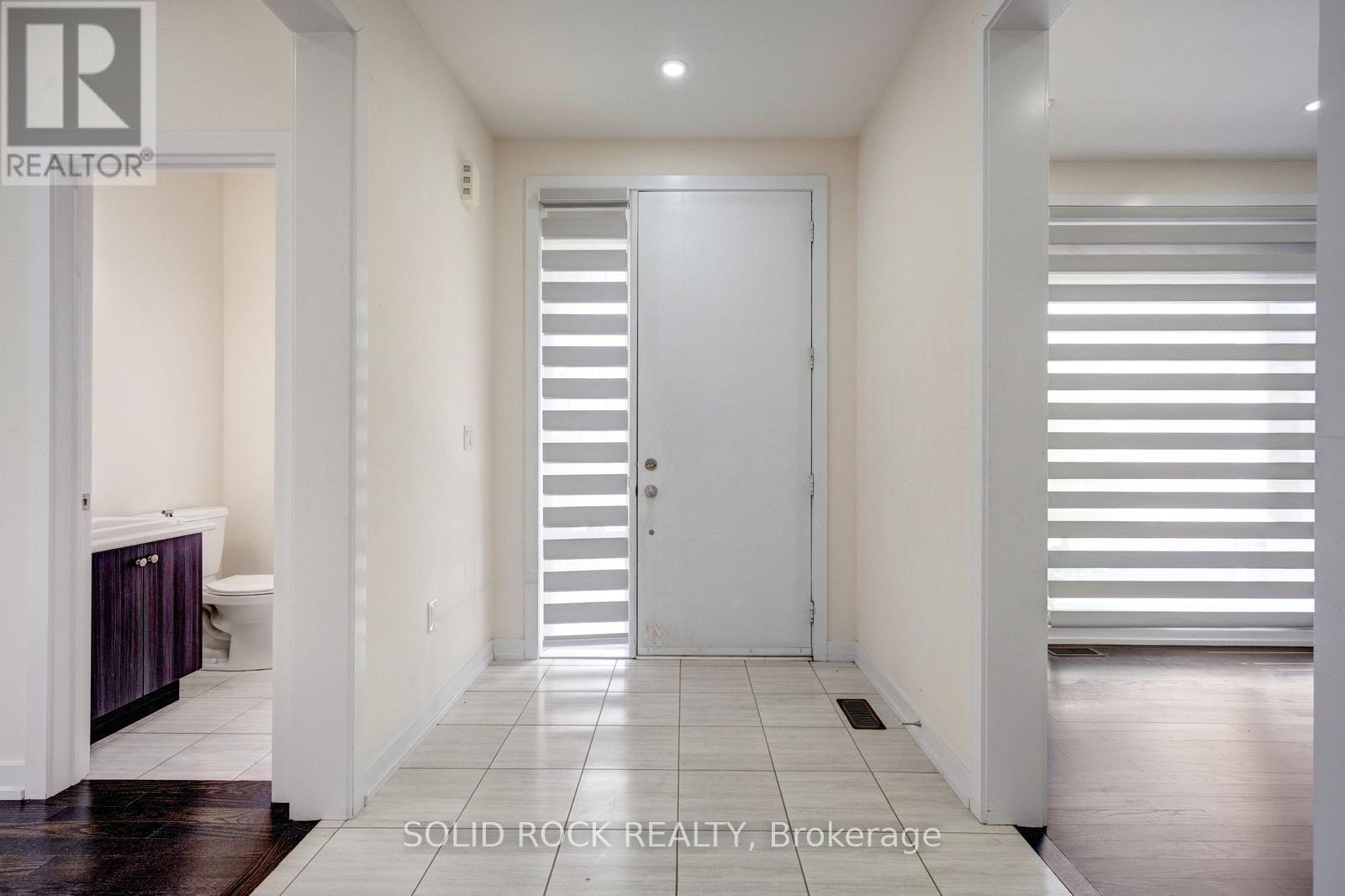 Foyer - 93 Parity Road, Brampton, ON