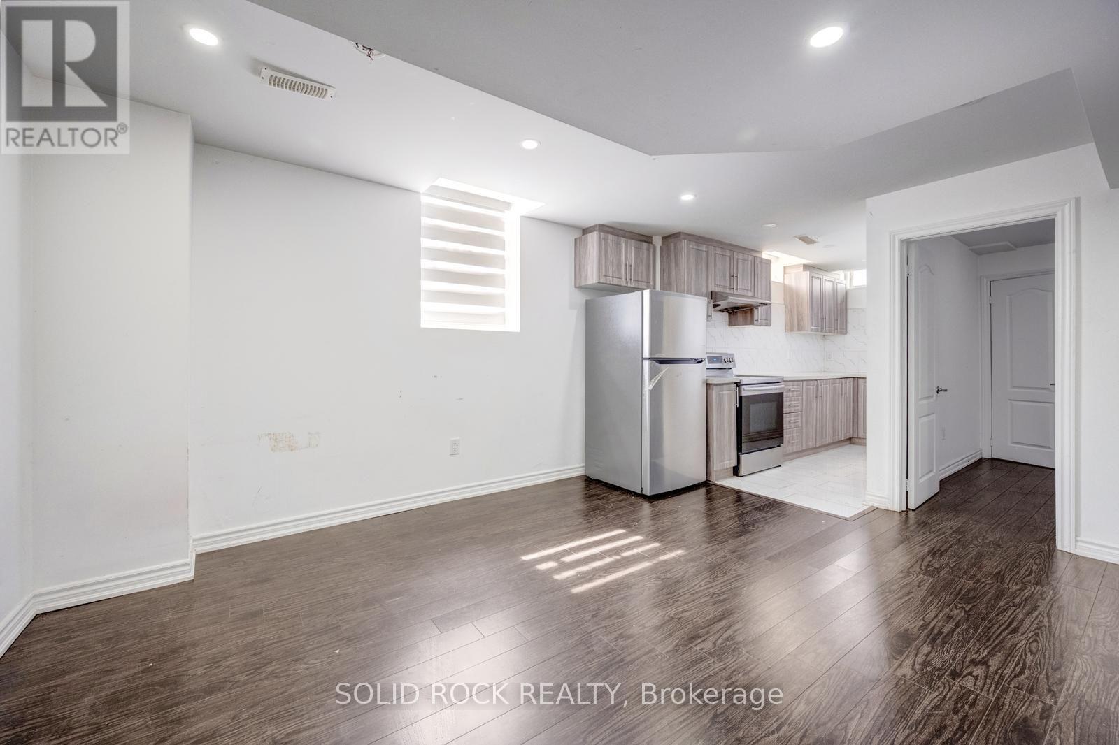 Basement Kitchen - 93 Parity Road, Brampton, ON