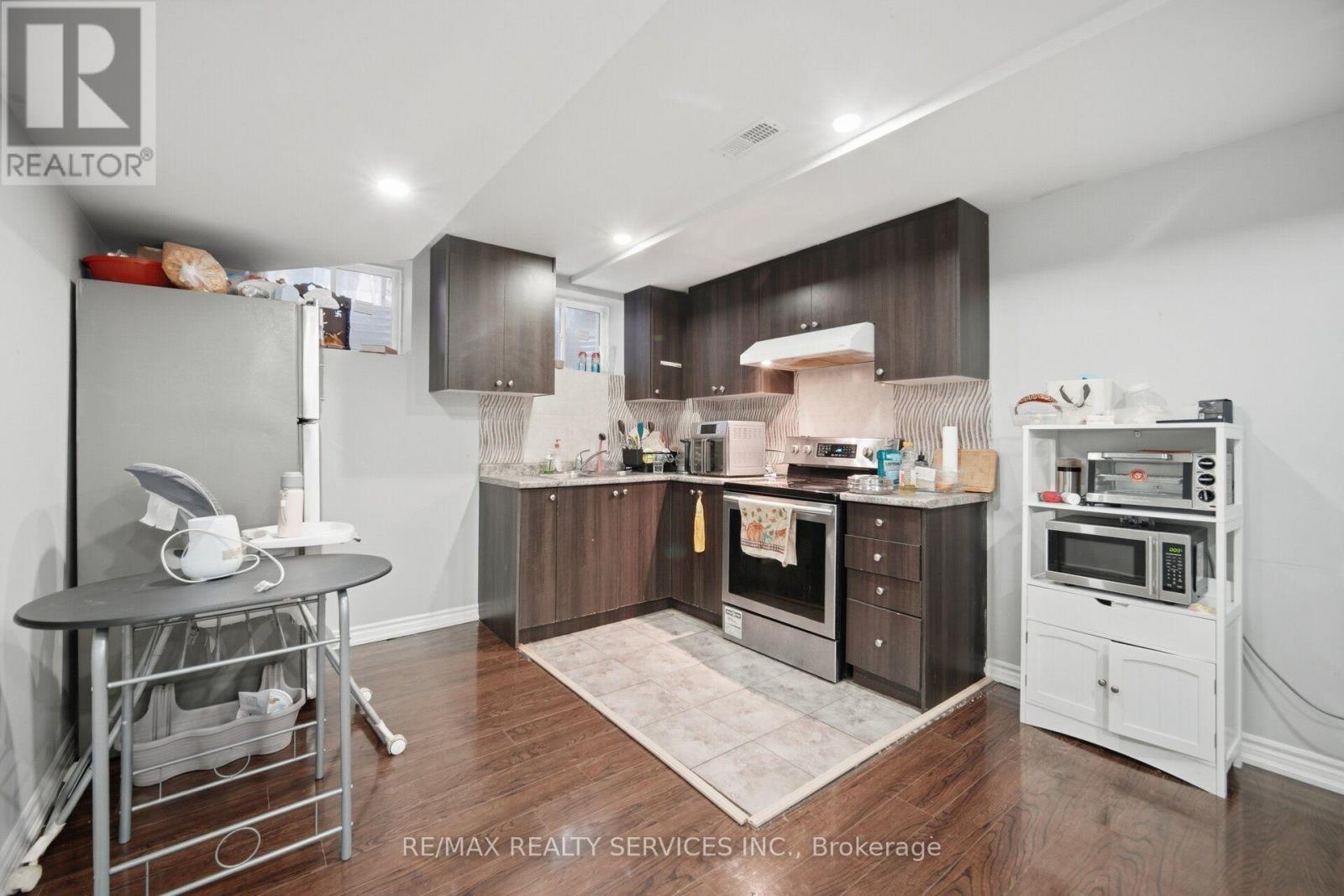3 Fenchurch Drive, Brampton, ON
