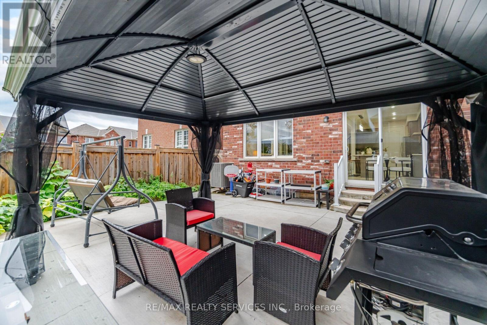 3 Fenchurch Drive, Brampton, ON