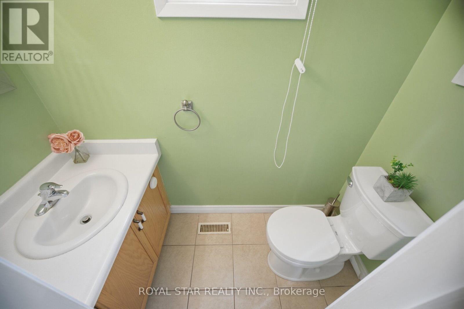 39 Ebby Avenue E, Brampton, ON