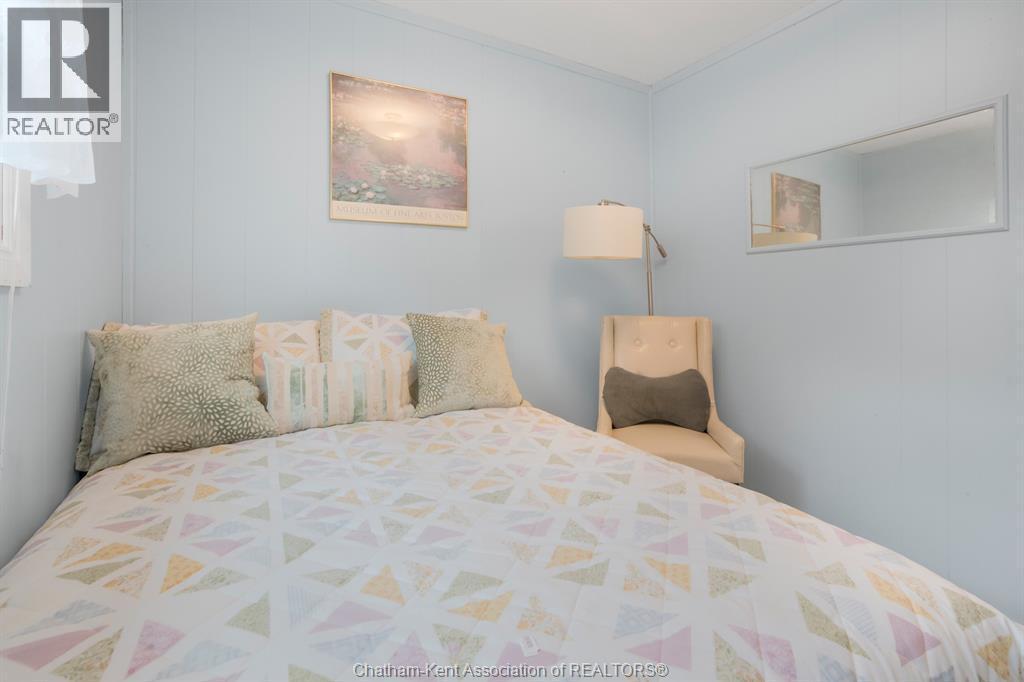 22220 Charing Cross Road, Chatham, ON