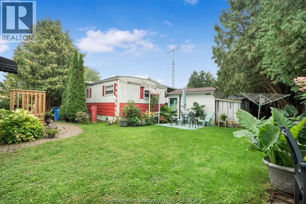 22220 Charing Cross Road, Chatham, ON