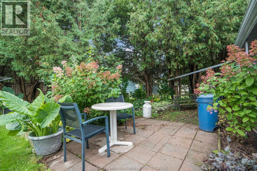 22220 Charing Cross Road, Chatham, ON