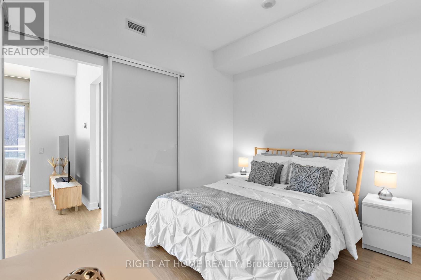 N505 - 116 George Street, Toronto, ON