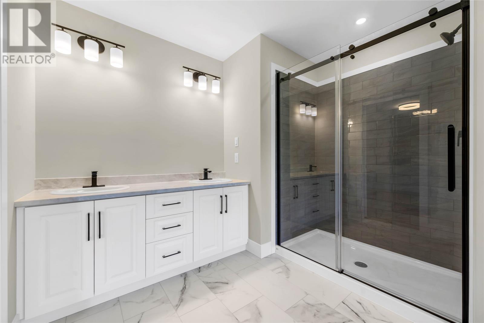 Ensuite - 43 Huberts Place, Flatrock, NL