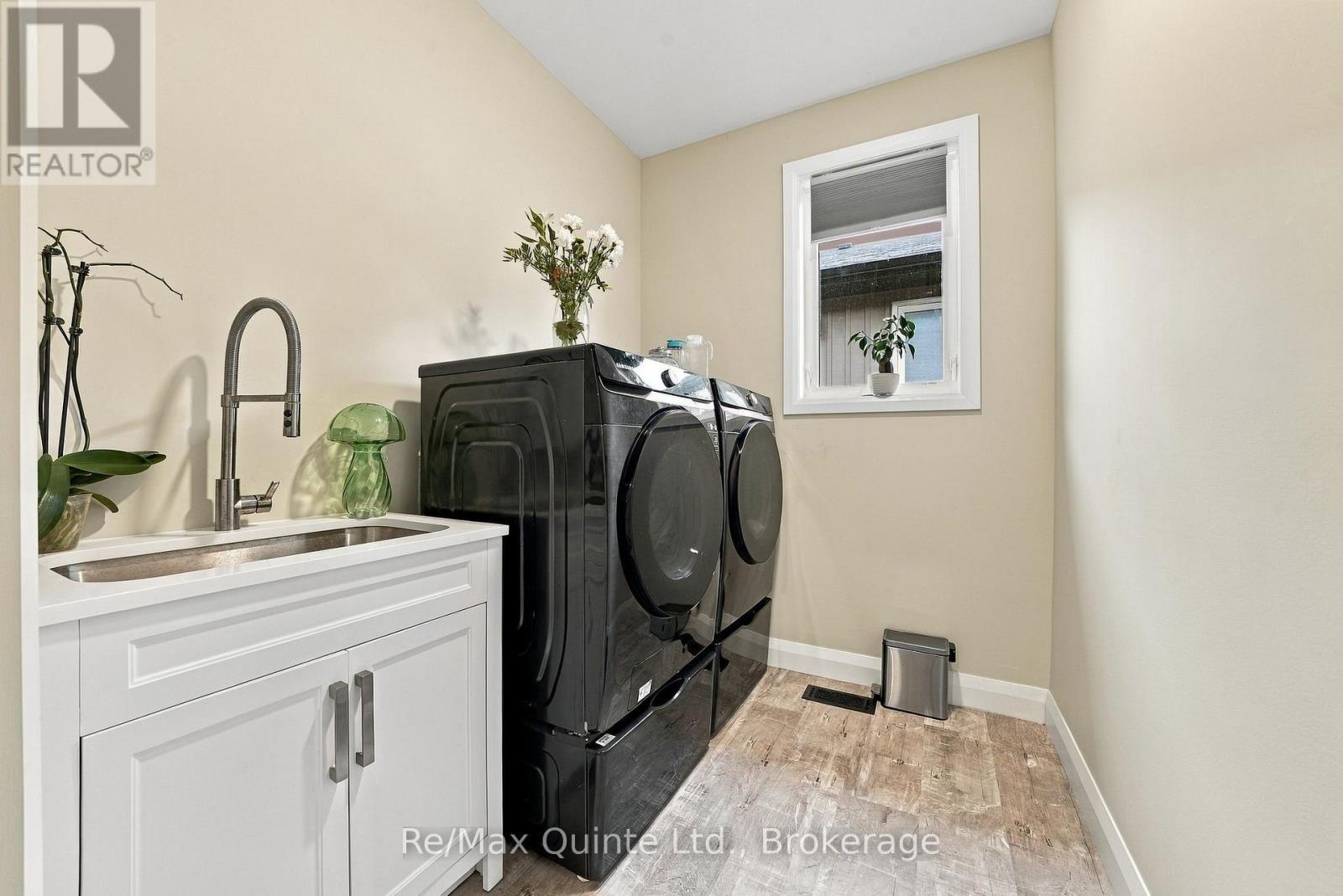 61 Hastings Park Drive, Belleville (Belleville Ward), ON