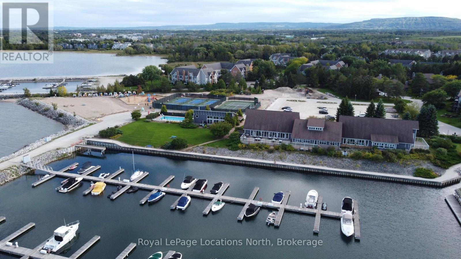 Lighthouse Point Clubhouse & Marina - 288 Mariners Way, Collingwood, ON