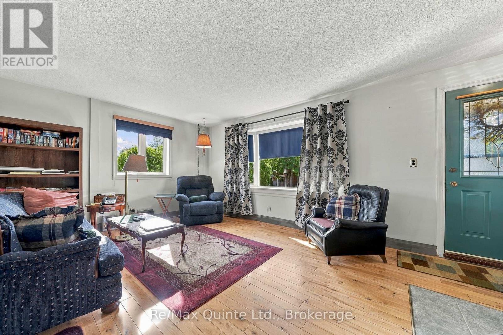 170 Moira Street W, Belleville (Belleville Ward), ON